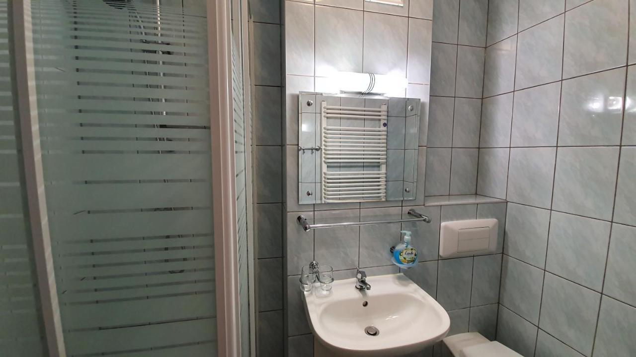 Guest house Goscinne Przy Kosciele Wang.